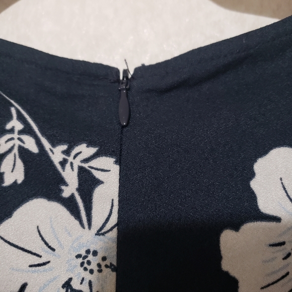 Banana Republic Blue Long Sleeve Sheath Dress..SIZE:6P - Picture 9 of 11